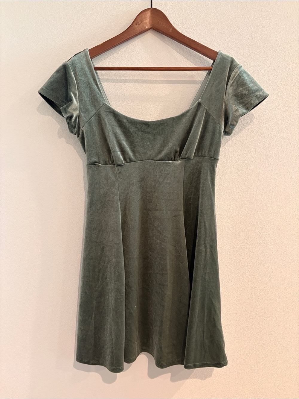 Rewind Short Sleeve Velvet Mini Dress in Sage Green